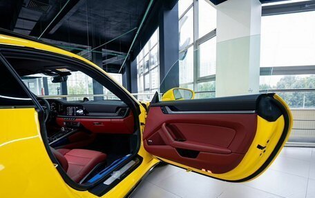 Porsche 911, 2023 год, 17 990 000 рублей, 13 фотография