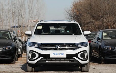 Volkswagen T-Roc I, 2026 год, 2 250 000 рублей, 2 фотография
