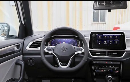 Volkswagen T-Roc I, 2026 год, 2 250 000 рублей, 6 фотография