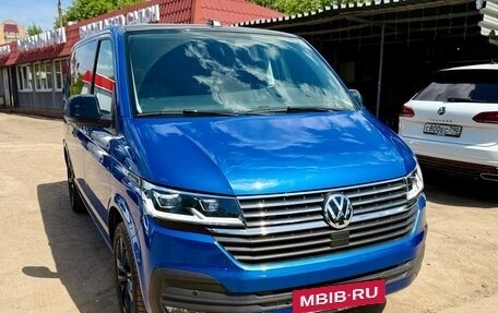 Volkswagen Caravelle T6 рестайлинг, 2020 год, 4 700 000 рублей, 3 фотография