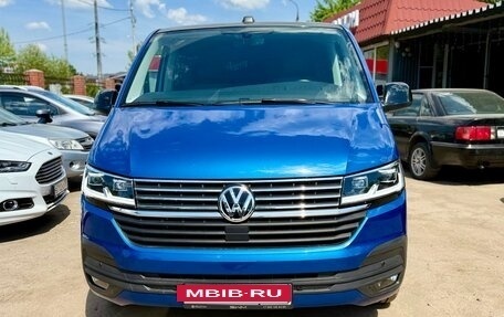 Volkswagen Caravelle T6 рестайлинг, 2020 год, 4 700 000 рублей, 2 фотография