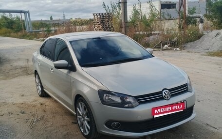Volkswagen Polo VI (EU Market), 2014 год, 850 000 рублей, 18 фотография
