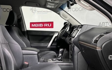 Toyota Land Cruiser Prado 150 рестайлинг 2, 2019 год, 4 389 000 рублей, 9 фотография