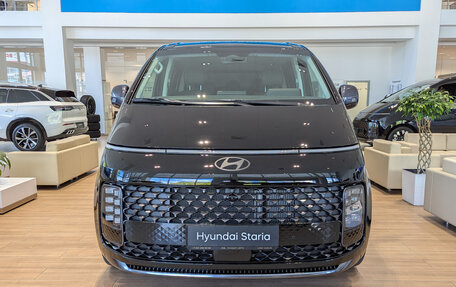 Hyundai Staria, 2026 год, 10 900 000 рублей, 2 фотография