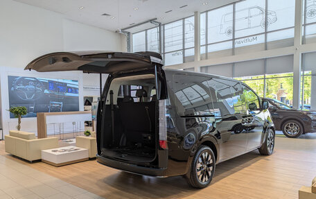 Hyundai Staria, 2026 год, 10 900 000 рублей, 8 фотография