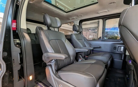 Hyundai Staria, 2026 год, 10 900 000 рублей, 36 фотография