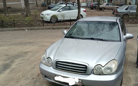 Hyundai Sonata IV рестайлинг, 2004 год, 330 000 рублей, 1 фотография