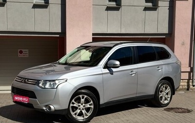 Mitsubishi Outlander III рестайлинг 3, 2012 год, 1 350 000 рублей, 1 фотография