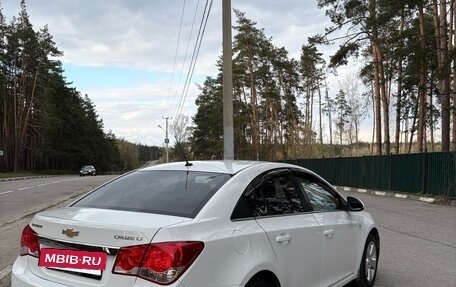 Chevrolet Cruze II, 2012 год, 800 000 рублей, 3 фотография