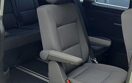 Volkswagen Multivan T5, 2008 год, 1 850 000 рублей, 20 фотография