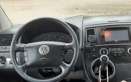 Volkswagen Multivan T5, 2008 год, 1 850 000 рублей, 24 фотография