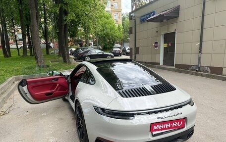 Porsche 911, 2022 год, 19 000 000 рублей, 2 фотография