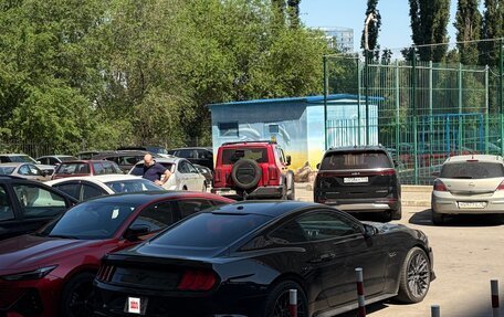 Ford Mustang VI рестайлинг, 2017 год, 2 500 000 рублей, 11 фотография