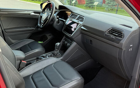 Volkswagen Tiguan II, 2018 год, 3 350 000 рублей, 6 фотография