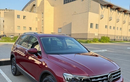 Volkswagen Tiguan II, 2018 год, 3 350 000 рублей, 2 фотография