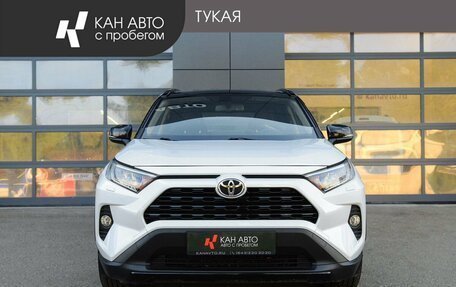 Toyota RAV4, 2021 год, 3 600 000 рублей, 2 фотография