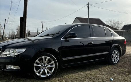 Skoda Superb III рестайлинг, 2009 год, 1 150 000 рублей, 6 фотография