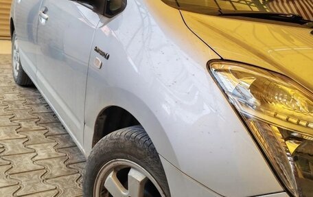 Toyota Prius, 2010 год, 870 000 рублей, 13 фотография