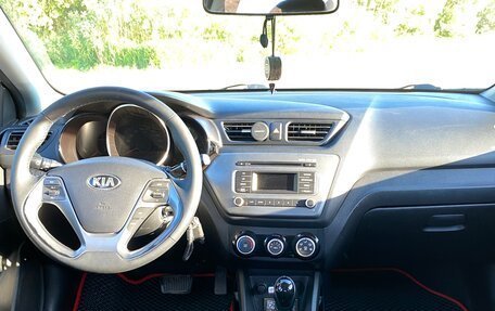 KIA Rio III рестайлинг, 2015 год, 930 000 рублей, 5 фотография