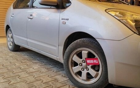 Toyota Prius, 2010 год, 870 000 рублей, 6 фотография