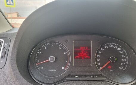 Volkswagen Polo VI (EU Market), 2013 год, 520 000 рублей, 12 фотография