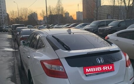 Honda Crosstour I рестайлинг, 2014 год, 1 890 000 рублей, 4 фотография