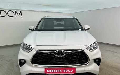 Toyota Highlander, 2026 год, 5 350 000 рублей, 2 фотография