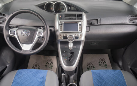 Toyota Verso I, 2012 год, 1 279 000 рублей, 11 фотография