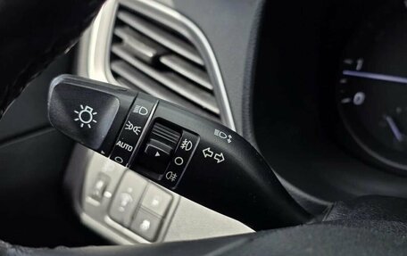 Hyundai Solaris II рестайлинг, 2017 год, 1 230 000 рублей, 13 фотография