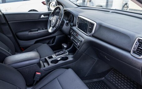 KIA Sportage IV рестайлинг, 2021 год, 2 896 700 рублей, 6 фотография