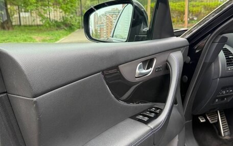 Infiniti QX70, 2015 год, 3 300 000 рублей, 15 фотография