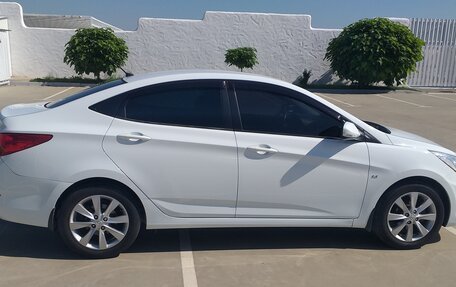 Hyundai Solaris II рестайлинг, 2014 год, 1 150 000 рублей, 4 фотография