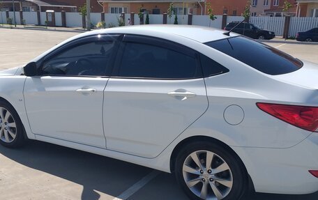 Hyundai Solaris II рестайлинг, 2014 год, 1 150 000 рублей, 3 фотография
