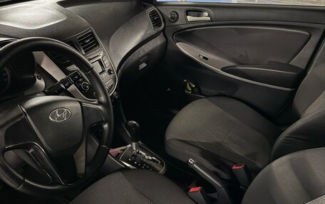 Hyundai Solaris II рестайлинг, 2012 год, 700 000 рублей, 6 фотография