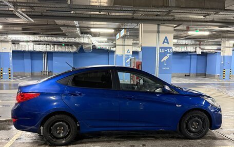 Hyundai Solaris II рестайлинг, 2012 год, 700 000 рублей, 4 фотография