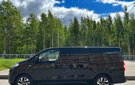 Peugeot Traveller I, 2022 год, 3 300 000 рублей, 9 фотография