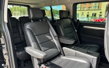 Peugeot Traveller I, 2022 год, 3 300 000 рублей, 14 фотография