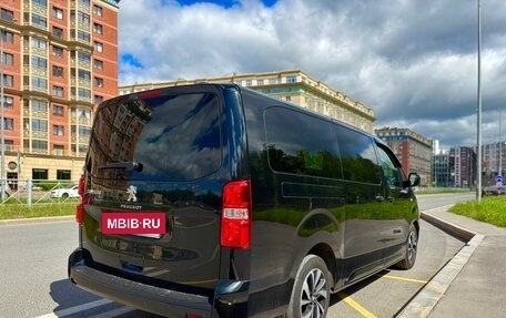 Peugeot Traveller I, 2022 год, 3 300 000 рублей, 8 фотография