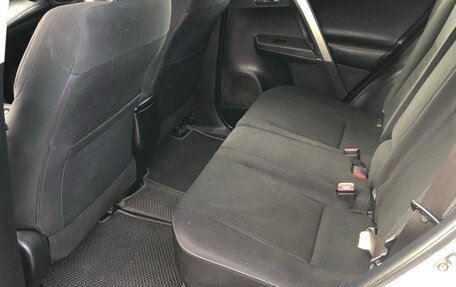 Toyota RAV4, 2014 год, 1 990 000 рублей, 7 фотография