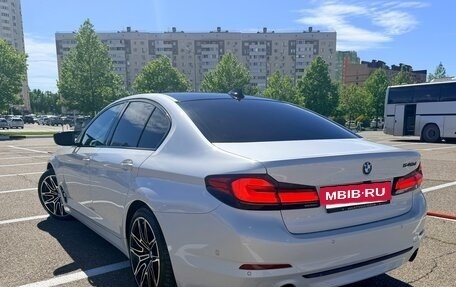 BMW 5 серия, 2018 год, 4 400 000 рублей, 4 фотография