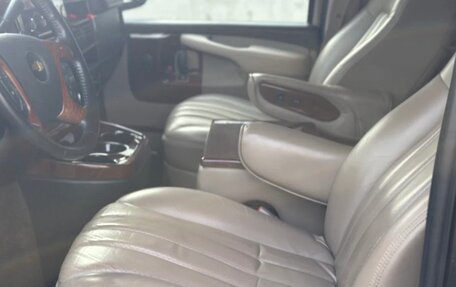 Chevrolet Express II, 2012 год, 5 700 000 рублей, 8 фотография