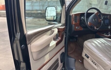 Chevrolet Express II, 2012 год, 5 700 000 рублей, 10 фотография