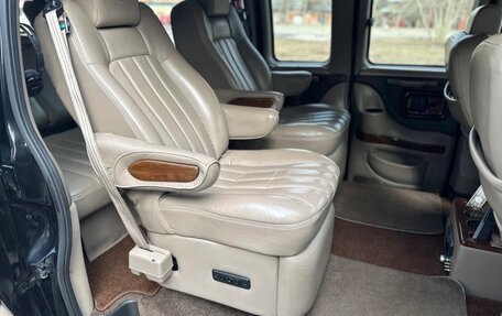 Chevrolet Express II, 2012 год, 5 700 000 рублей, 17 фотография