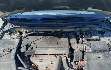 Toyota Avensis III рестайлинг, 2005 год, 800 000 рублей, 8 фотография