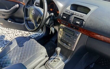 Toyota Avensis III рестайлинг, 2005 год, 800 000 рублей, 13 фотография