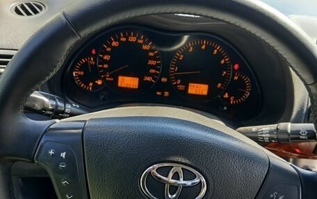 Toyota Avensis III рестайлинг, 2005 год, 800 000 рублей, 12 фотография