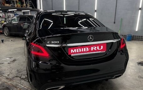 Mercedes-Benz C-Класс, 2019 год, 3 300 000 рублей, 6 фотография