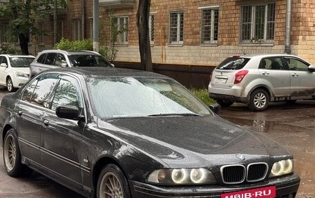 BMW 5 серия, 2002 год, 735 000 рублей, 3 фотография
