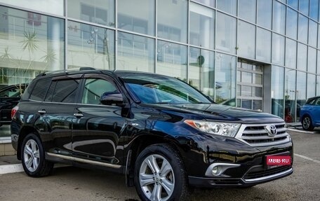 Toyota Highlander III, 2011 год, 2 648 000 рублей, 1 фотография