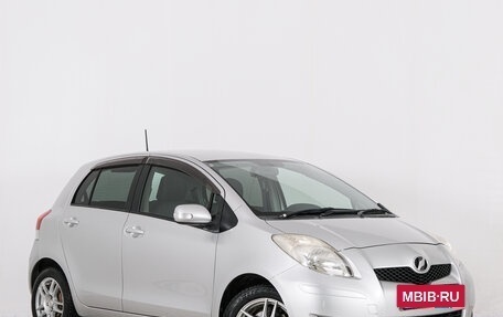 Toyota Vitz, 2010 год, 749 000 рублей, 2 фотография